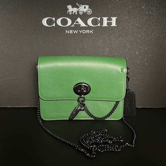 Coach Green Leather Turnlock Crossbody Chain Gunmetal Purse Handbag Feather Star - Picture 1 of 10